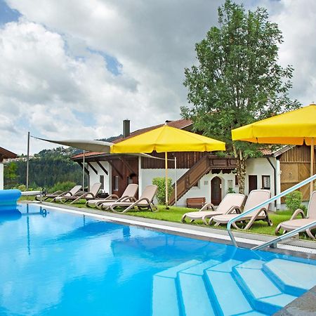 Komfortwohnung Mit Pool Und Sauna เฮาเซนแบร์ก ภายนอก รูปภาพ